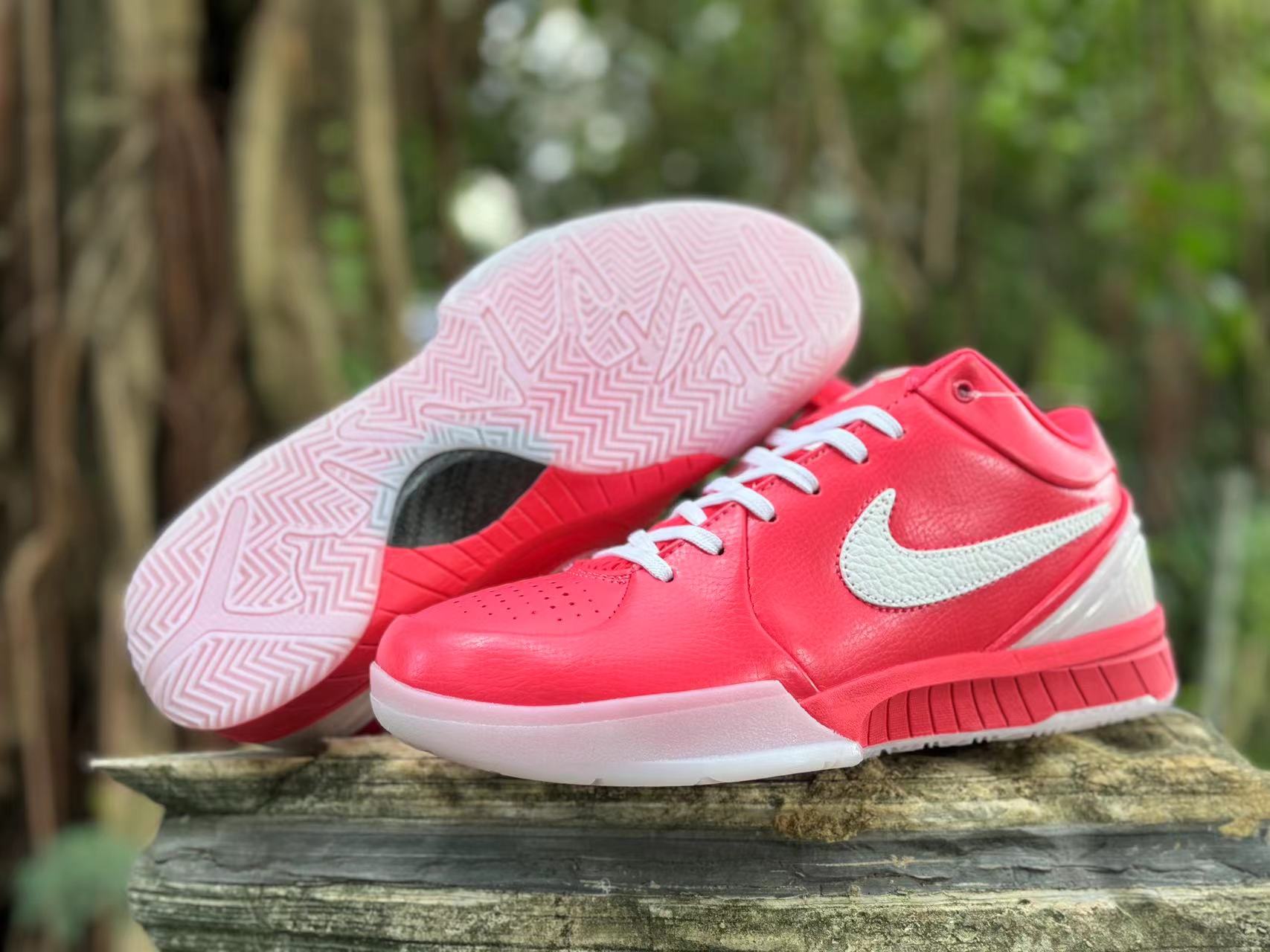 Nike Kobe 4 Protro PINK Valentines Day PE